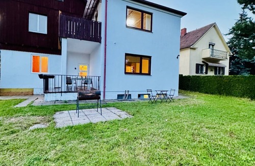 Meidling Villa | Cozy Room w/Garden | 20 Min to Belvedere Palace