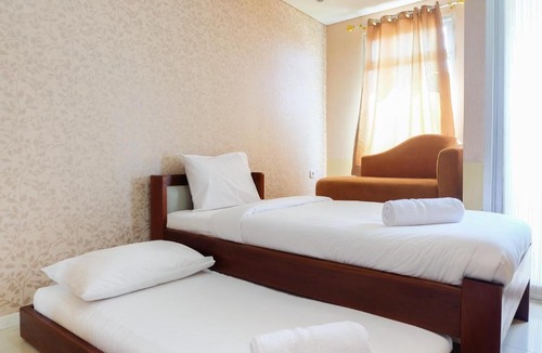 Sunter Apartment | Cozy Studio Green Lake Sunter Apartment By Travelio