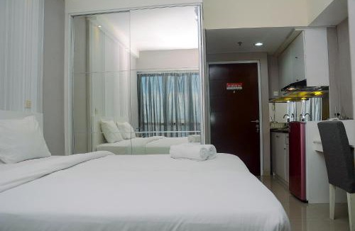 Pondokcina Apartment | Cozy Studio Room Taman Melati Margonda Apartment By Travelio