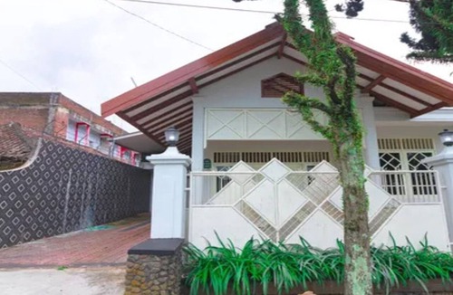 Oro Oro Ombo Villa | Cozzy Villa Gardenia