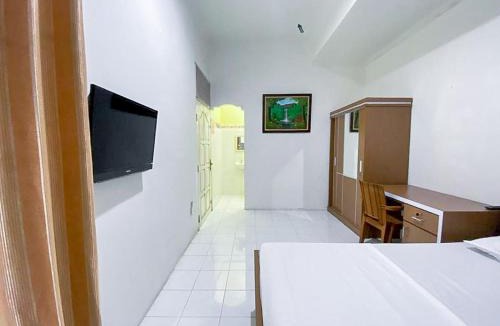 Jambi Hotel | Damigalova Guest House Mitra RedDoorz