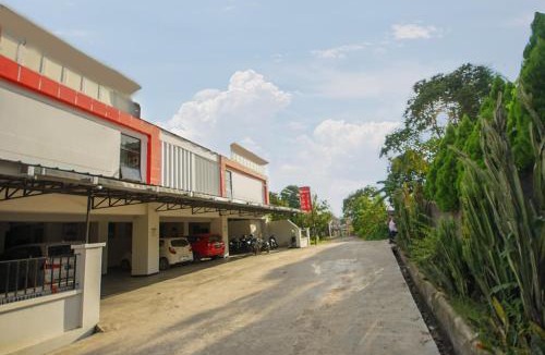 Palembang Hotel | Dancenter Ilir Barar I Near Rumah Sakit Islam Siti Khadijah Formerly Maleo Hotel