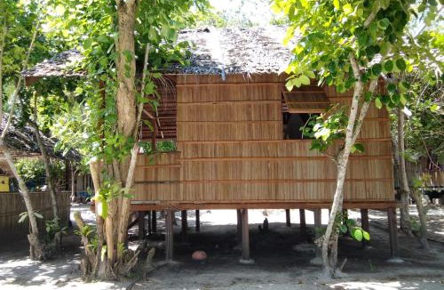 Kri Cabin | Daroyen Village