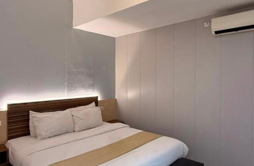 Kediri Hotel | De La Charis Hotel