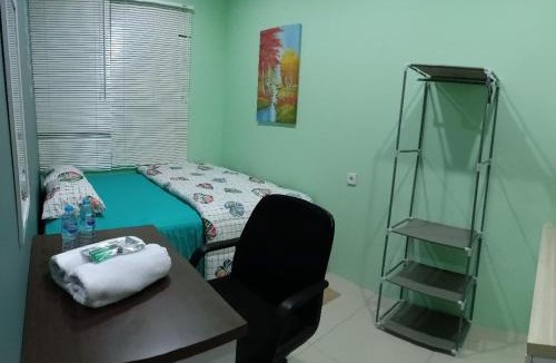 Pinang Hostel | Derma Home Stay