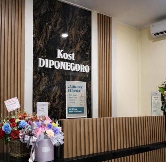 Grogol Hostel | Diponegoro House Solo Baru