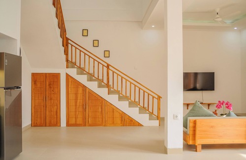 Lovina Villa | Dolphin Luxury Villa near Lovina Centre & Beach