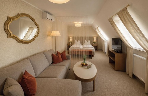 Old Town Hotel | DORMERO MaHo Steyr
