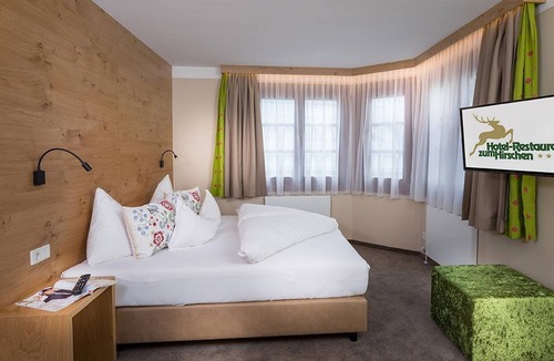 Zell am See Hotel | Double room, shower or bath, WC, Superior - Zum Hirschen, Hotel