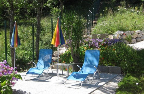 Maitschern Apartment | Double room with shower, WC - Haus Moser