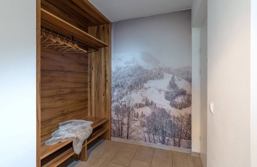 Kitzbuehel Apartment | Eastside Eastside -just 900m from the centre of Kirchberg and Ski lift