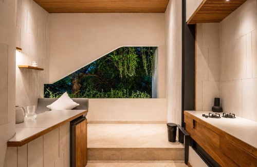 Pererenan Apartment | Elegant 1-BR Loft with Art Deco Vibe Shared Pool