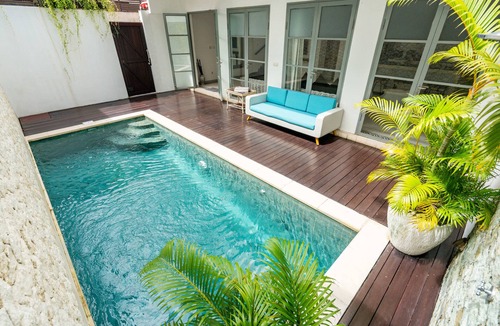 Dyanapura Villa | Elegant 3-bedroom Seminyak villa with king-size beds, swimming pool, 200 m from beaches.
