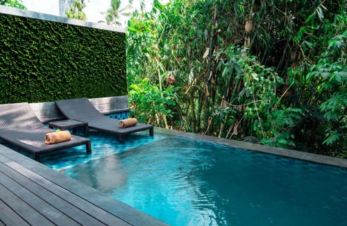 Melayang Hotel | Emana Wedari