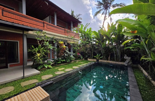 Pejeng Kawan Villa | Escape to paradise in this very large enclosed 3 bedroom Villa with Private Pool