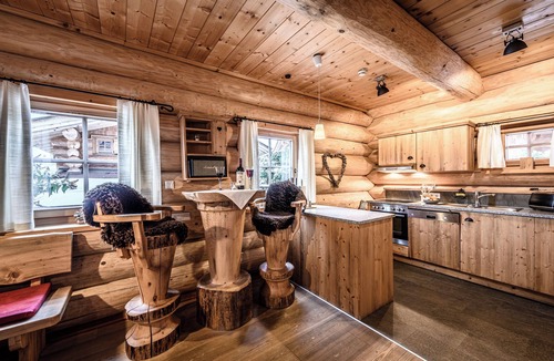 Maria Alm am Steinernen Meer Ski Chalet | Exclusive chalets with own sauna, whirlpool & fireplace– luxury made for comfort