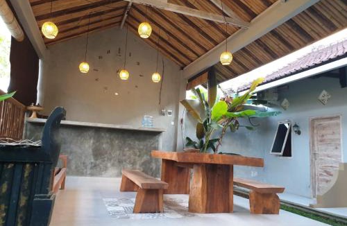 Ungasan Hotel | EXPRESS O 91294 Bali Surya Surfcamp