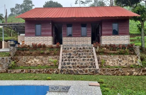 Ciater Hotel | EXPRESS O 91843 Bbs Villa Ciater