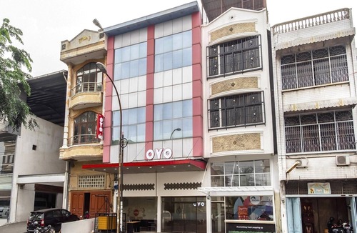 Medan House | Family Luxury Suite W/Free WiFi and Parking