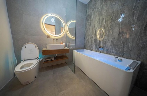 Celuk House | Family Moon Suite