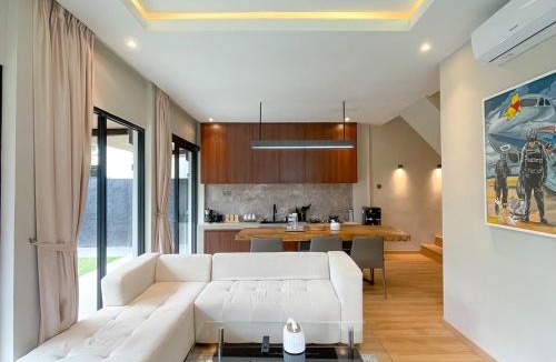Pakem Villa | Family retreat 6 bedroom villa - Fulton Bottega