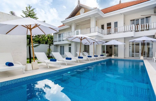 Dewi Sri House | Ferienvilla by Interhome