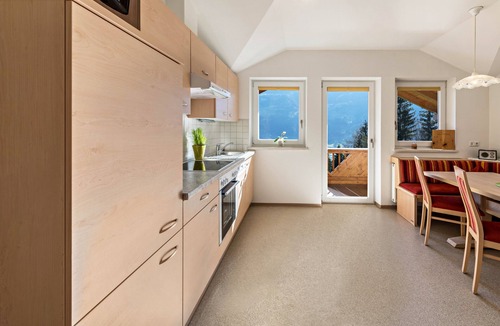Burgstall Apartment | "Ferienwohnung Jakob" Close to the Ski Resorts Penken & Ahorn with Mountain View