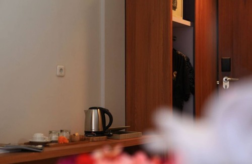 Batuan Apartment | Freddies Villas Ubud – Deluxe Room #02