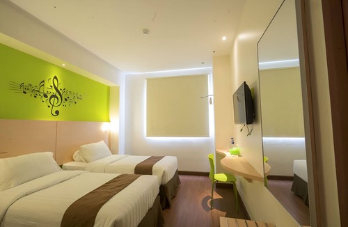 Jayapura Hotel | Front One Hotel Jayapura