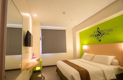 Jayapura Hotel | Front One Hotel Jayapura