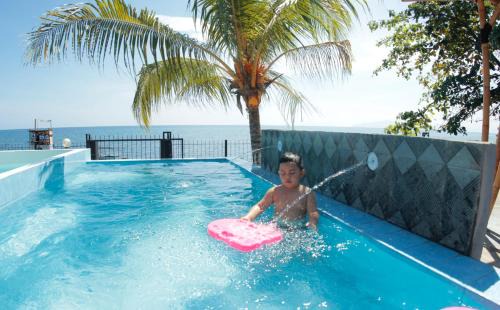 Sikka Hotel | FX72 Beach Resort Maumere