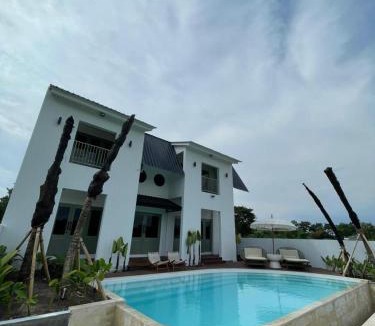 Timbulharjo Villa | Gani View by Suasana Villa