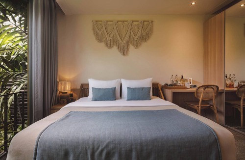 Batu Bolong Resort | Garden View 1BR Suite Near Canggu Beach