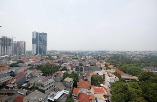 Pondokcina Apartment | Good Location and Cozy Studio Margonda Residence 2 Apartment By Travelio