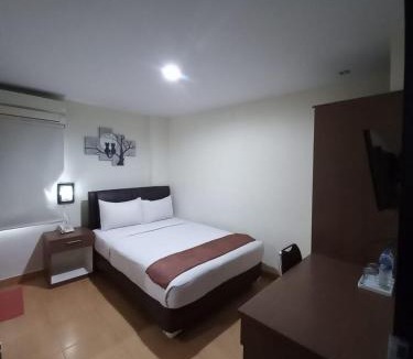 Ambon Hotel | Grand Avira Hotel