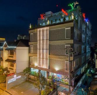 Malioboro Hotel | Grand Puri Saron Hotel Yogyakarta