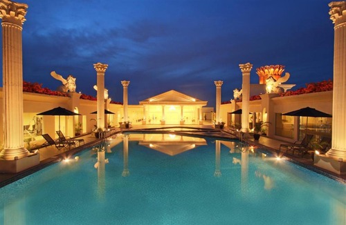 Batam Hotel | Harmoni One Convention Hotel and Service Apartments