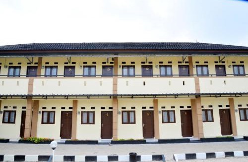 Rajabasa Hostel | Haura syariah home stay