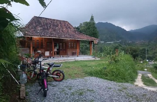 Banaran House | Healing Village