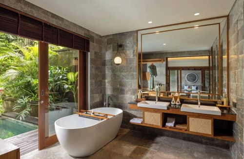 Ubud Resort | Heated Private Pool Villa in Ubud with Jungle Views & Serene Outdoor Space