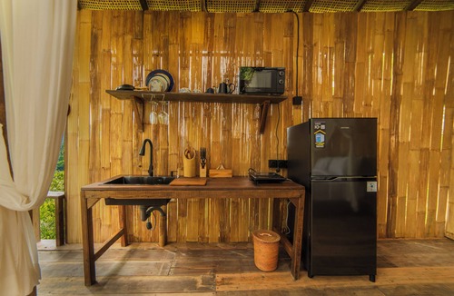 Wisma Kerta Cabin | Hidden Jungle Gem with Mountain and Rice Field View