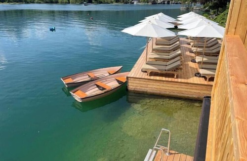 Strobl Apartment | Hideaway in Strobl with bathing area and breakfast at partner hotel