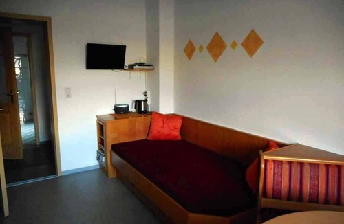 Seblas Apartment | Hillside location with a fantastic panoramic view of Matrei and the mountains, very quiet!