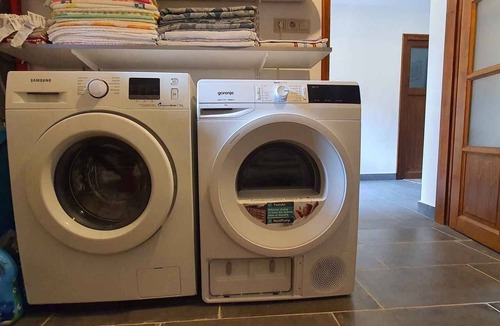 Siofok Apartment | Holiday apartment close to the city centre with internet access, washing machine and parking