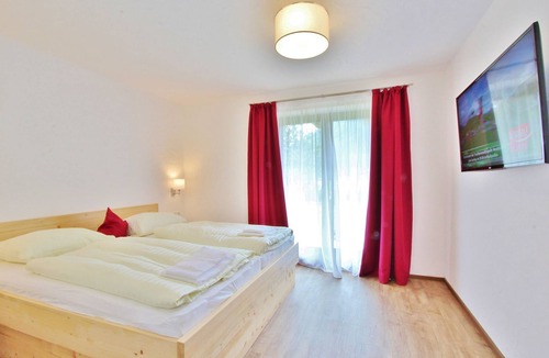 Schonbach Apartment | Holiday apartment house, Neukirchen with National Park Card