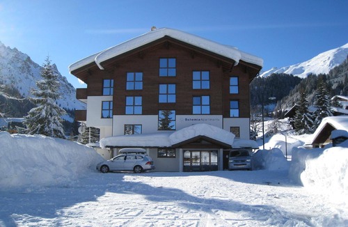 Gargellen Apartment | Holiday Apartment in Gargellen with Little Garden
