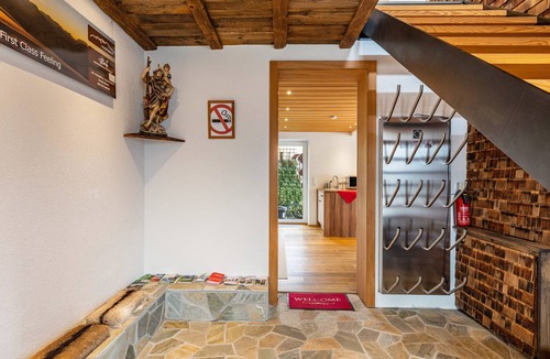 Schnepfau House | Holiday Home 'Am Berg' with Mountain View, Terrace, Sauna and Wi-Fi
