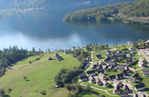 Obertraun House | Holiday home with indoor pool, wellness, children's playground, and private sauna in the holiday village