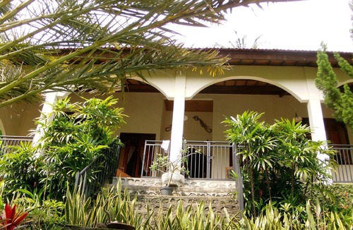 Senggigi House | Holiday house Pamenang for 1 - 8 persons with 4 bedrooms - Holiday house