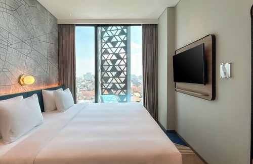 Braga Hotel | Holiday Inn Express Bandung Braga by IHG